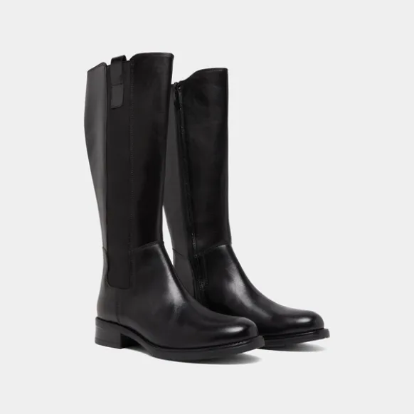 Bottes plates à bouts ronds