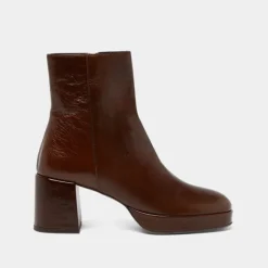 Bottines à bouts carrés