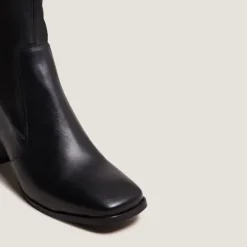 Bottines à bouts ovales