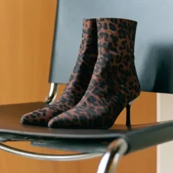 Bottines à bouts pointus