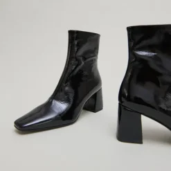 Bottines à bouts pointus