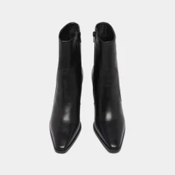 Bottines à bouts pointus