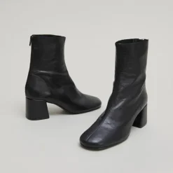 Bottines à fermetures éclairs arrières