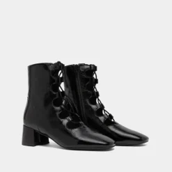 Bottines à lacets