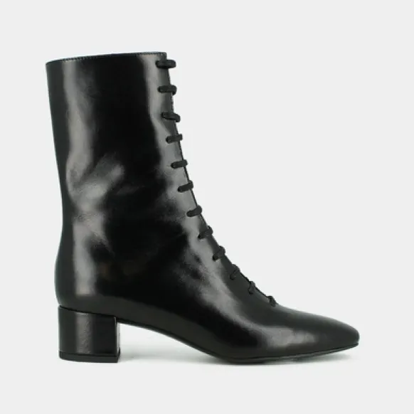 Bottines à lacets