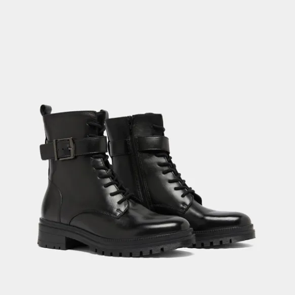 Bottines à lacets et semelles crantées
