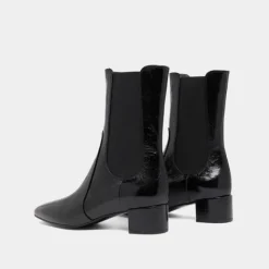 Bottines à larges élastiques