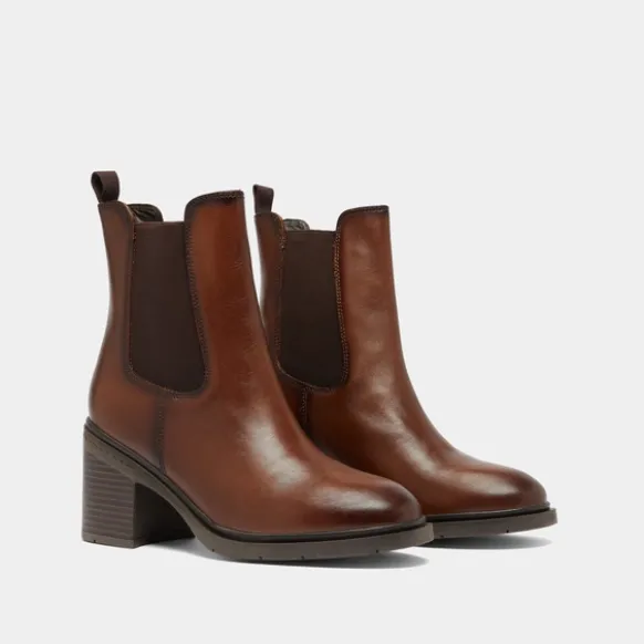 Bottines à élastiques et bouts arrondis....