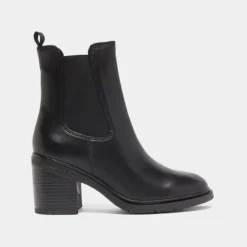 Bottines à élastiques et bouts arrondis....