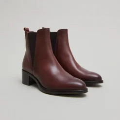 Bottines à élastiques triangulaires