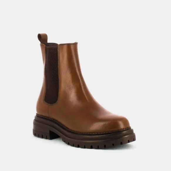 Bottines à semelles crantées et élastiques