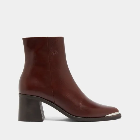 Bottines à talon et embout doré