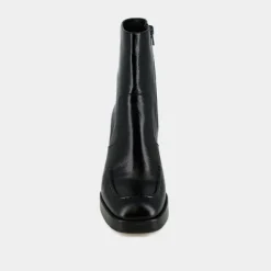 Bottines à talons et bouts carrés