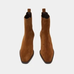 Bottines à talons et fronces
