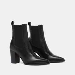 Bottines à talons et élastiques
