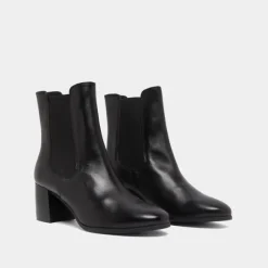 Bottines à talons et élastiques
