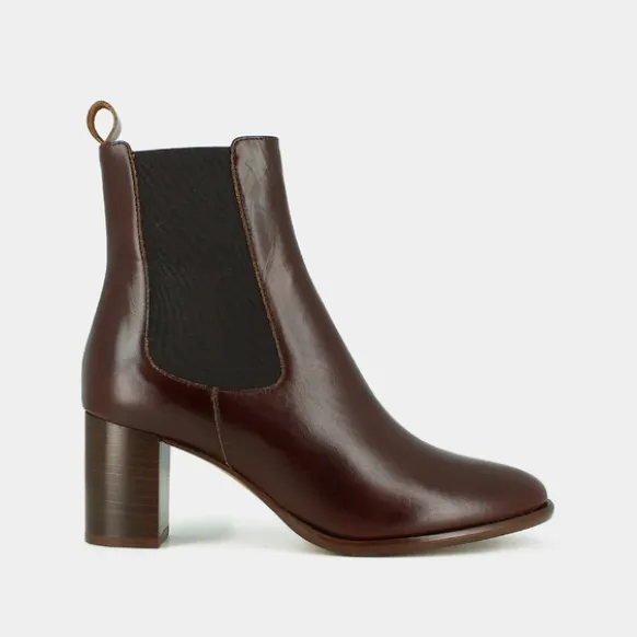 Bottines à talons et élastiques