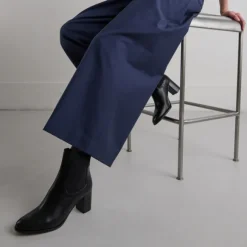 Bottines à talons et élastiques