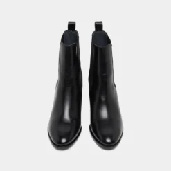 Bottines à talons et élastiques