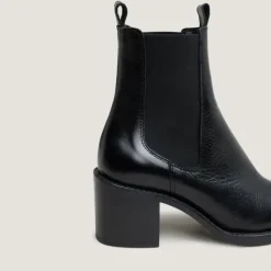 Bottines à talons et élastiques