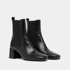 Bottines à talons et élastiques