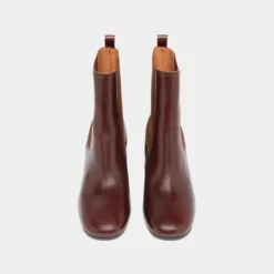 Bottines à talons et élastiques
