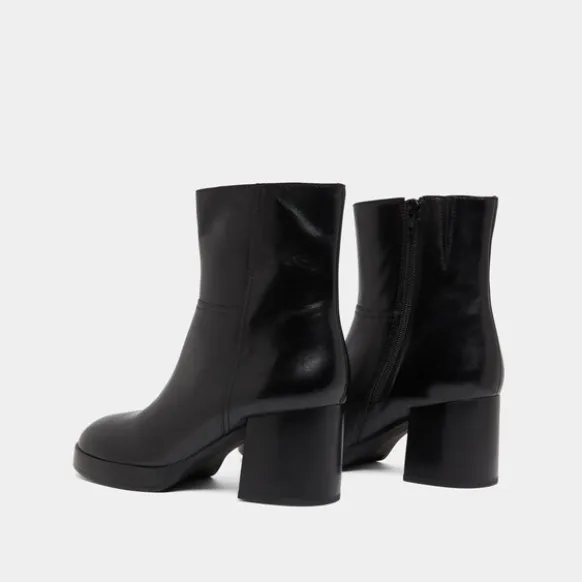 Bottines à talons flare