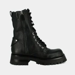Bottines rangers à lacets, zips et bouts...