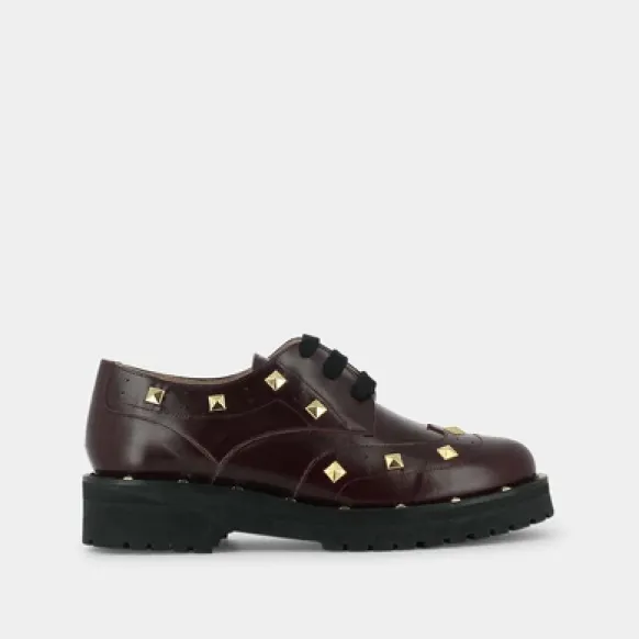 Derbies à clous