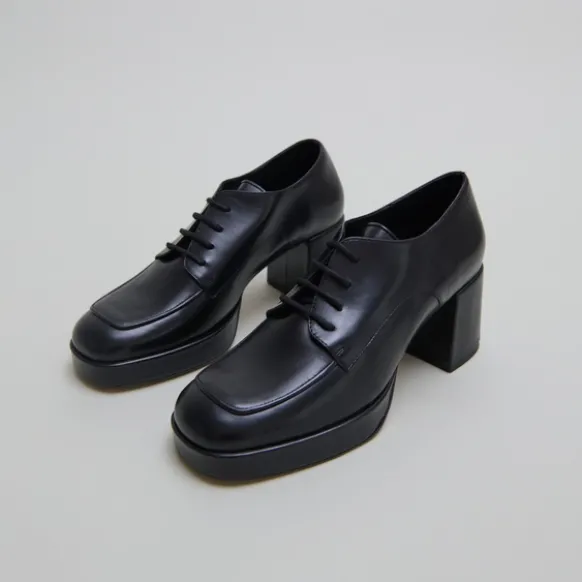 Derbies à talons