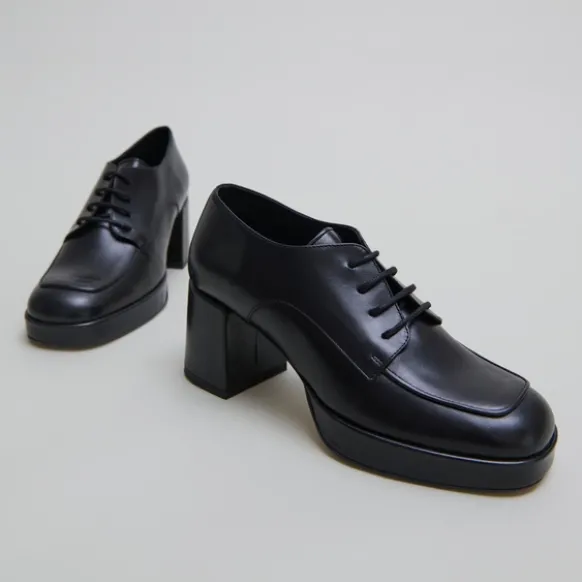 Derbies à talons