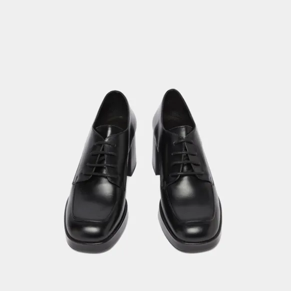 Derbies à talons