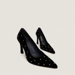 Escarpins à rivets