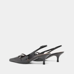 Escarpins à talons