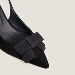 Escarpins slingbacks à détail avant