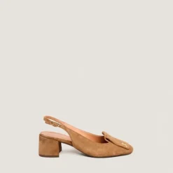 Escarpins slingbacks à monogrammes