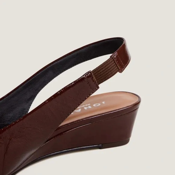 Escarpins slingbacks et petits talons compensés