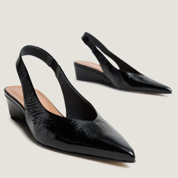 Escarpins slingbacks et petits talons compensés