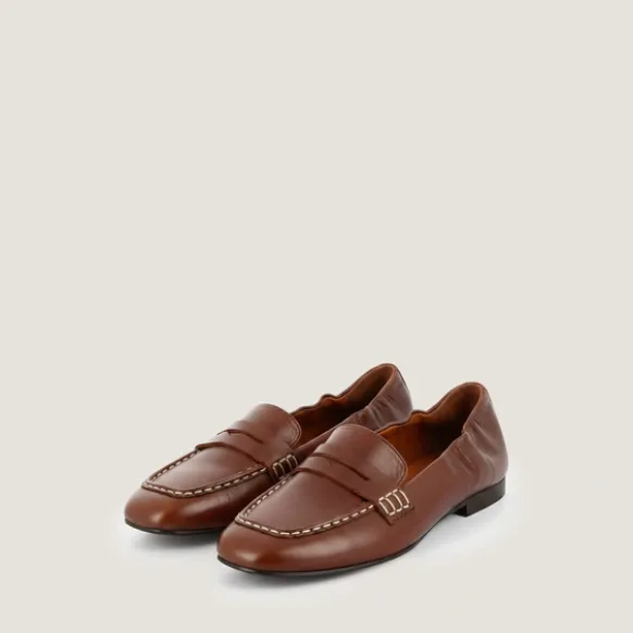 Mocassins à bouts carrés