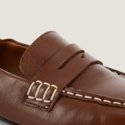 Mocassins à bouts carrés