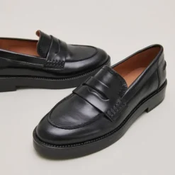 Mocassins à bouts ronds