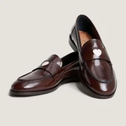 Mocassins à bouts ronds et cœurs