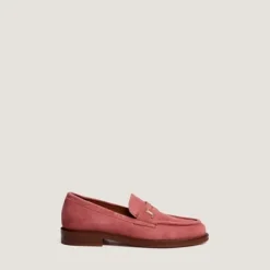 Mocassins à bouts ronds et monogrammes
