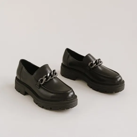 Mocassins à chaines et semelles crantées...