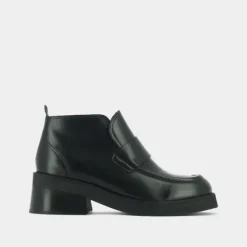 Mocassins à languettes et bouts carrés