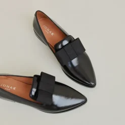 Mocassins à noeuds et bouts pointus
