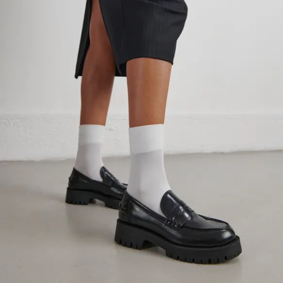 Mocassins à semelles crantées