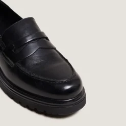 Mocassins à semelles crantées