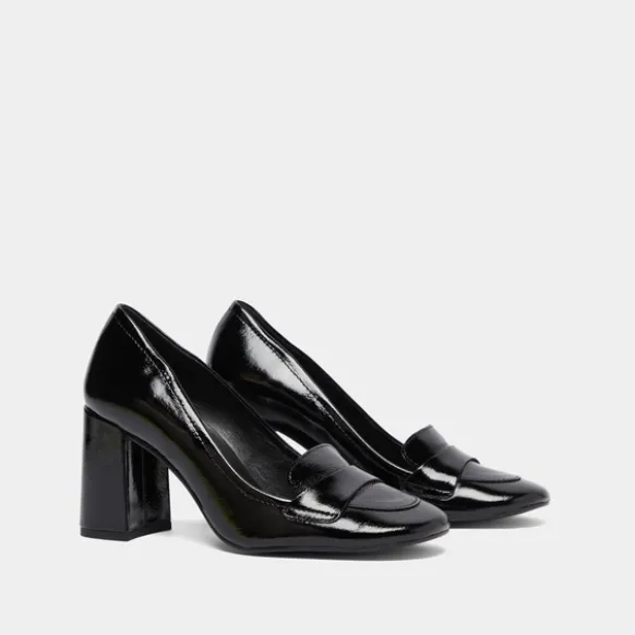 Mocassins à talons et bouts carrés
