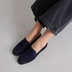 Mocassins à talons plats et bouts arrond...